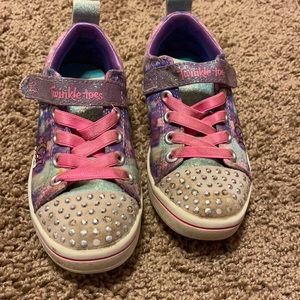 Twinkle Toes size 11
